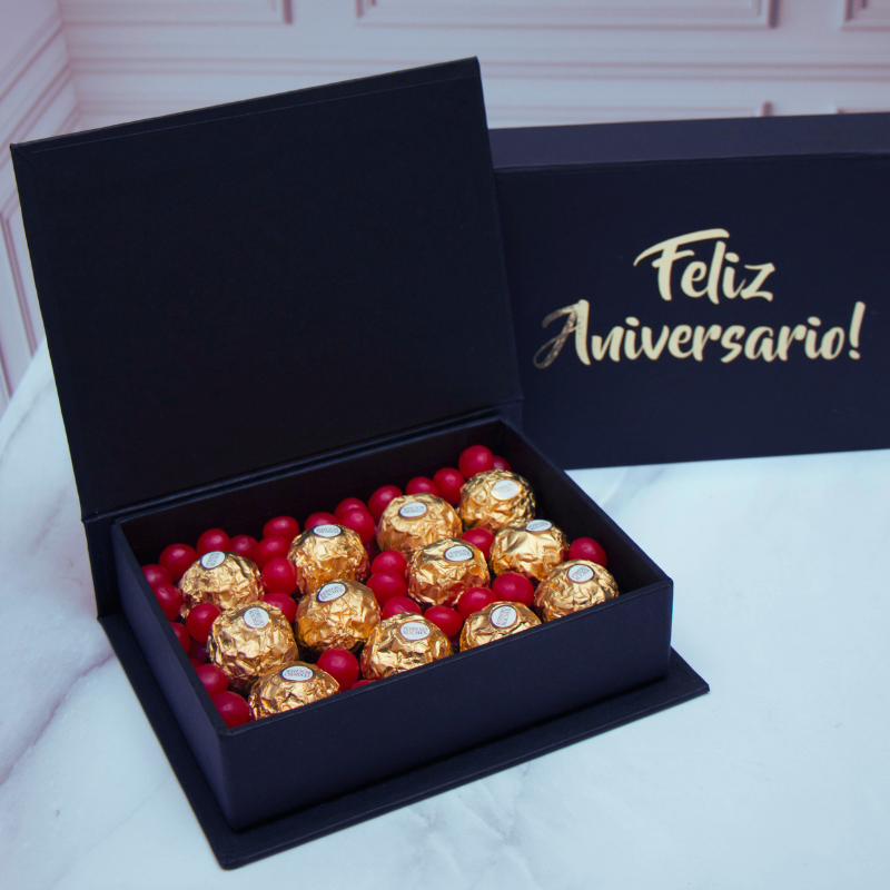 Estuche Negro 12 Chocolates Ferrero Rocher Relleno de Avellana