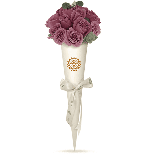 12 Rosas Lilas Cono Crema